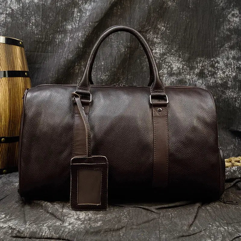 Genuine Leather Travel Bag: Sophisticated & Functional.